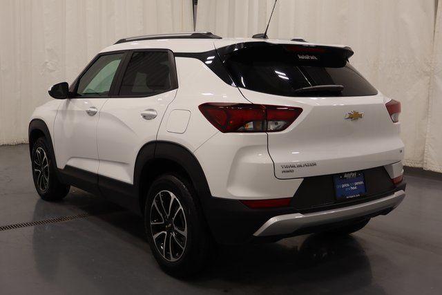 used 2025 Chevrolet TrailBlazer car, priced at $22,245