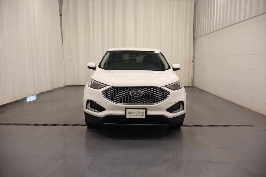 used 2024 Ford Edge car, priced at $27,995