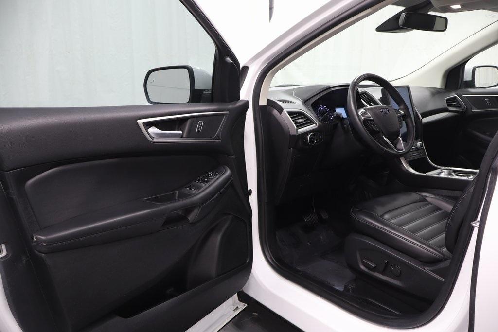 used 2024 Ford Edge car, priced at $27,995