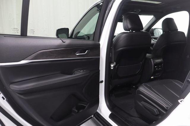 new 2025 Jeep Grand Cherokee L car, priced at $45,954