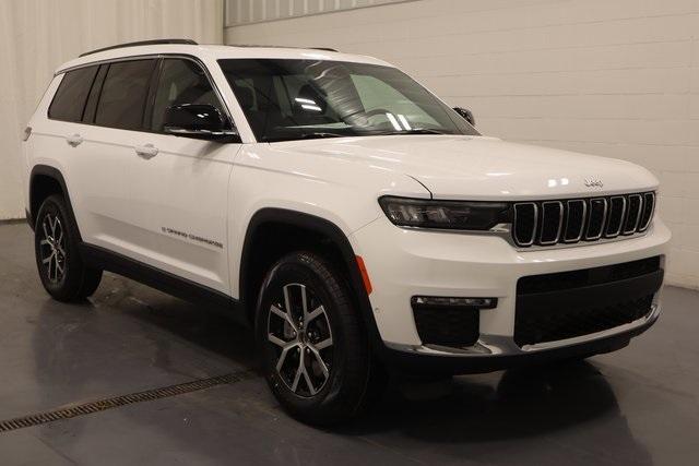 new 2025 Jeep Grand Cherokee L car, priced at $45,954
