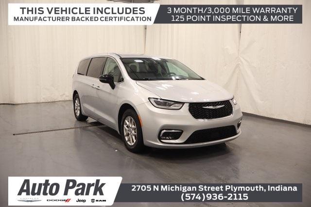 used 2024 Chrysler Pacifica car, priced at $27,995
