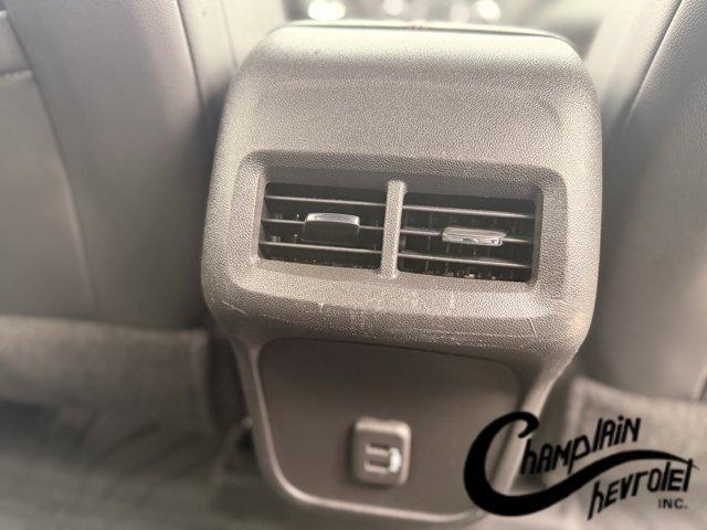 used 2022 Chevrolet Equinox car, priced at $25,995