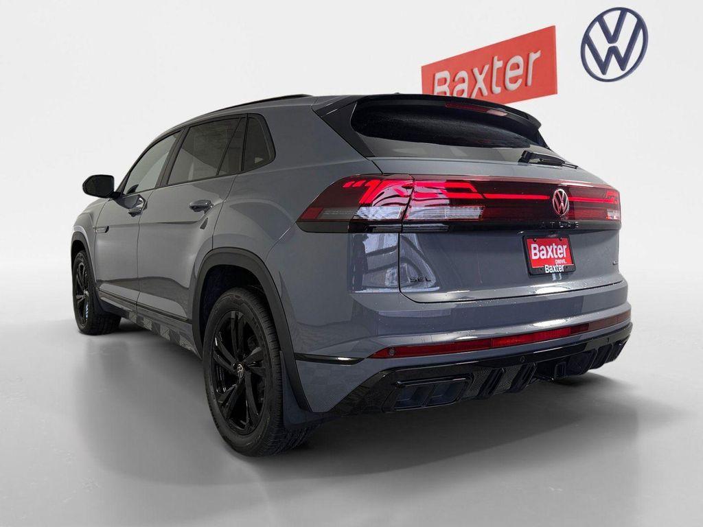 new 2026 Volkswagen Atlas Cross Sport car, priced at $51,326