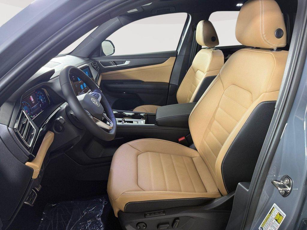 new 2026 Volkswagen Atlas Cross Sport car, priced at $49,446