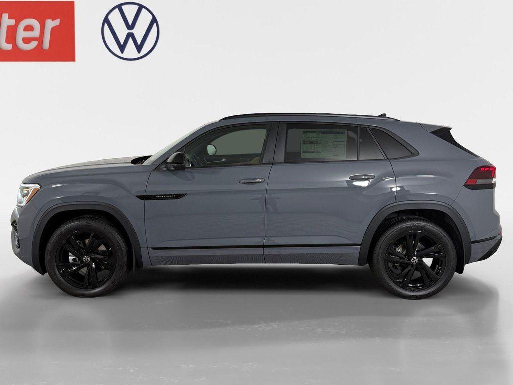 new 2026 Volkswagen Atlas Cross Sport car, priced at $51,326