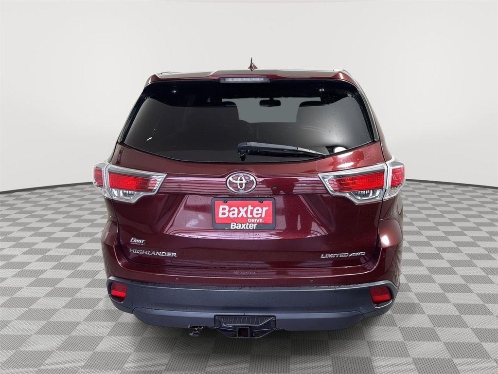 used 2015 Toyota Highlander car, priced at $22,387