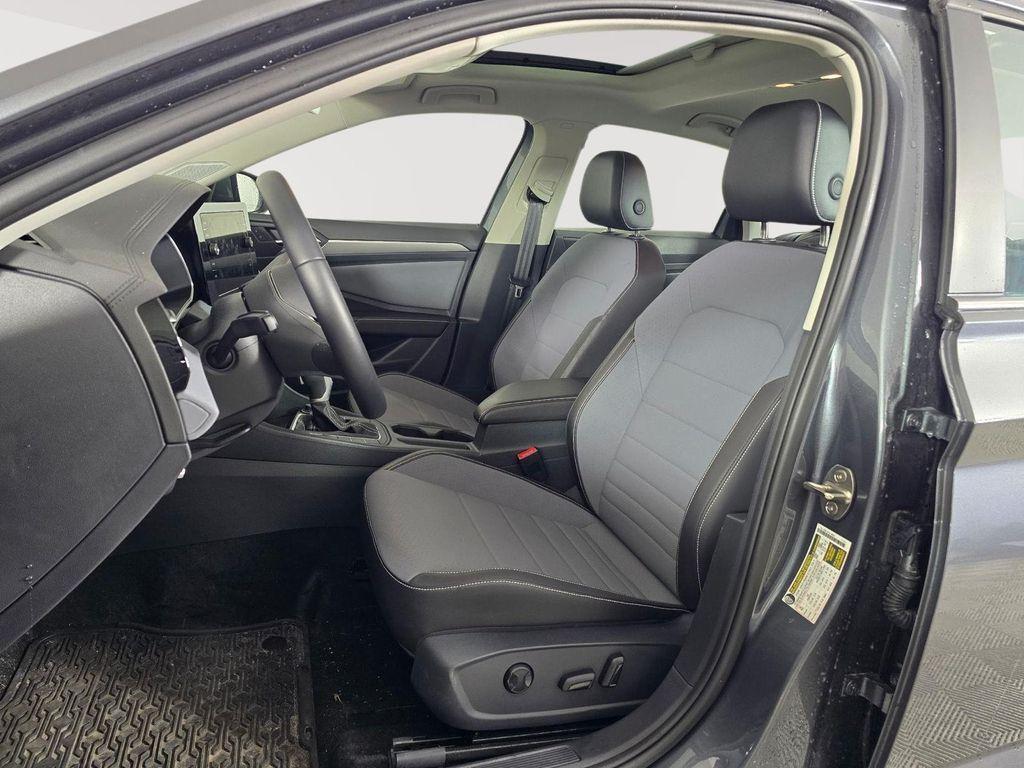 new 2025 Volkswagen Jetta car, priced at $25,661