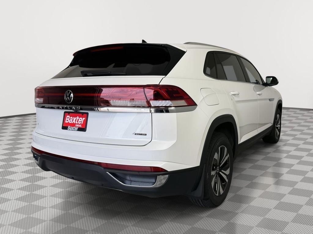 new 2026 Volkswagen Atlas Cross Sport car, priced at $39,044