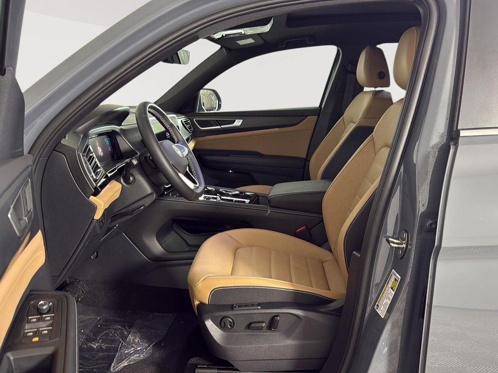 new 2026 Volkswagen Atlas Cross Sport car, priced at $47,562