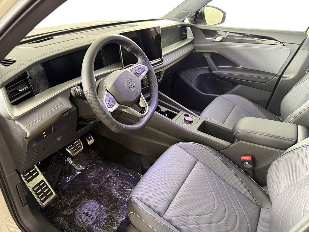 new 2026 Volkswagen Tiguan car, priced at $40,226