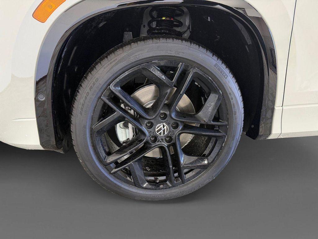 new 2026 Volkswagen Tiguan car, priced at $40,226