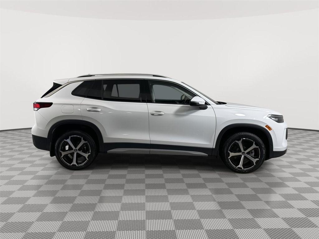 new 2026 Volkswagen Tiguan car, priced at $35,586