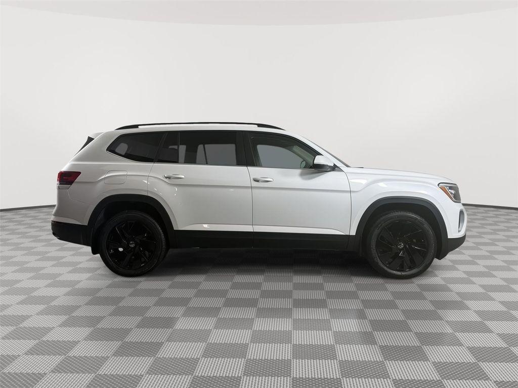 new 2026 Volkswagen Atlas car, priced at $46,057
