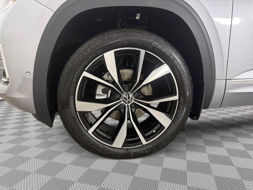 new 2026 Volkswagen Atlas car, priced at $52,779
