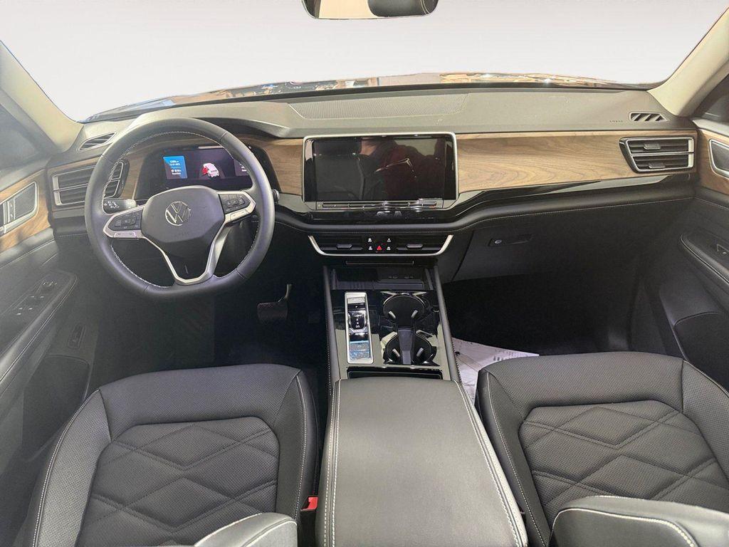 new 2026 Volkswagen Atlas car, priced at $46,111