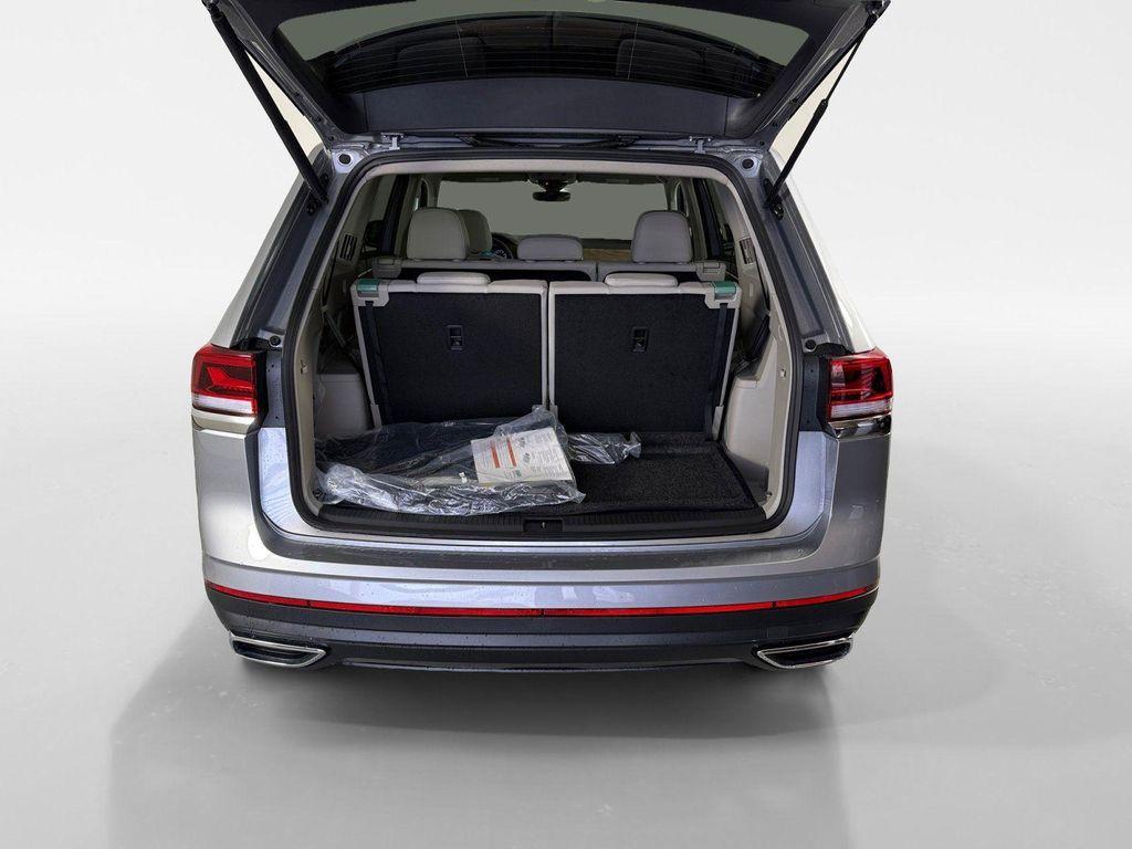 new 2026 Volkswagen Atlas car, priced at $40,811