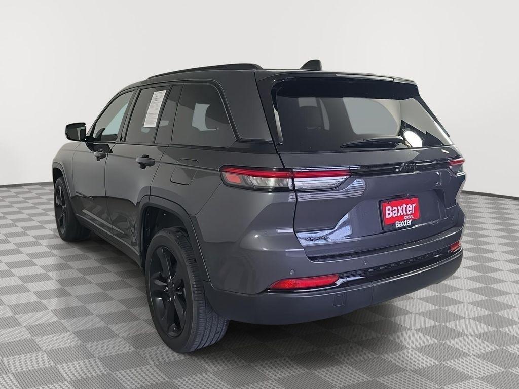 used 2023 Jeep Grand Cherokee car, priced at $32,989