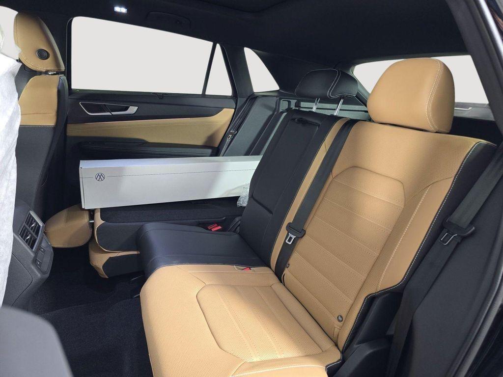 new 2026 Volkswagen Atlas Cross Sport car, priced at $49,009