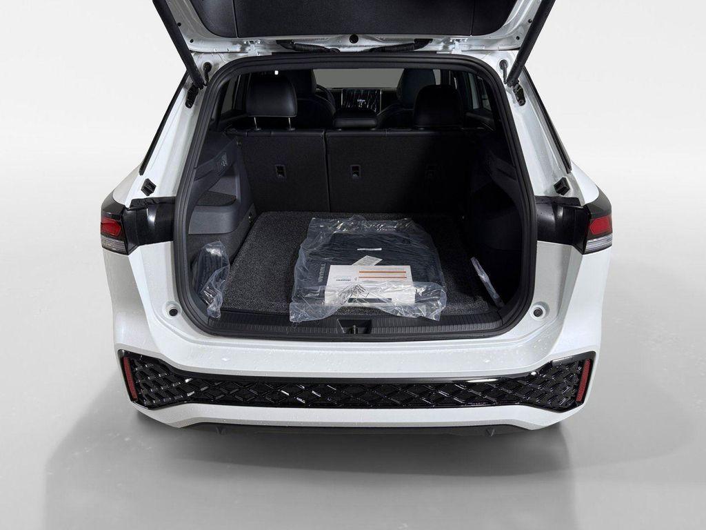 new 2026 Volkswagen Tiguan car, priced at $40,681