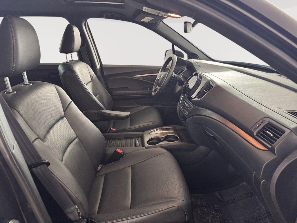 used 2023 Honda Passport car, priced at $31,694