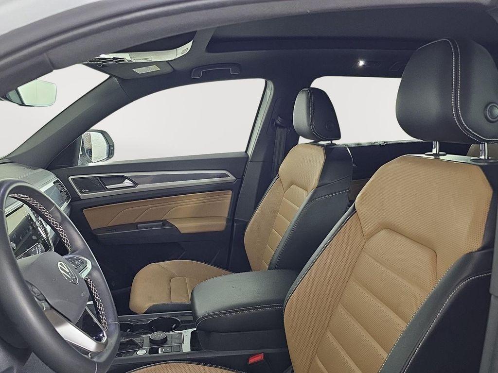 used 2021 Volkswagen Atlas Cross Sport car, priced at $30,000