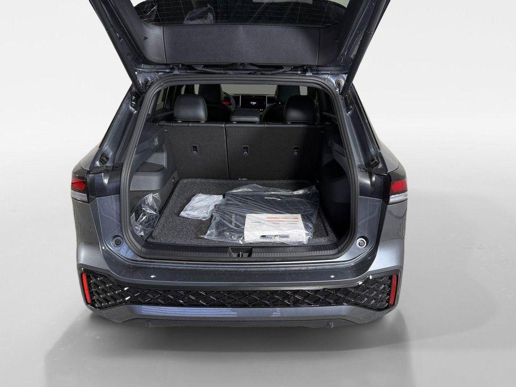 new 2026 Volkswagen Tiguan car, priced at $40,226