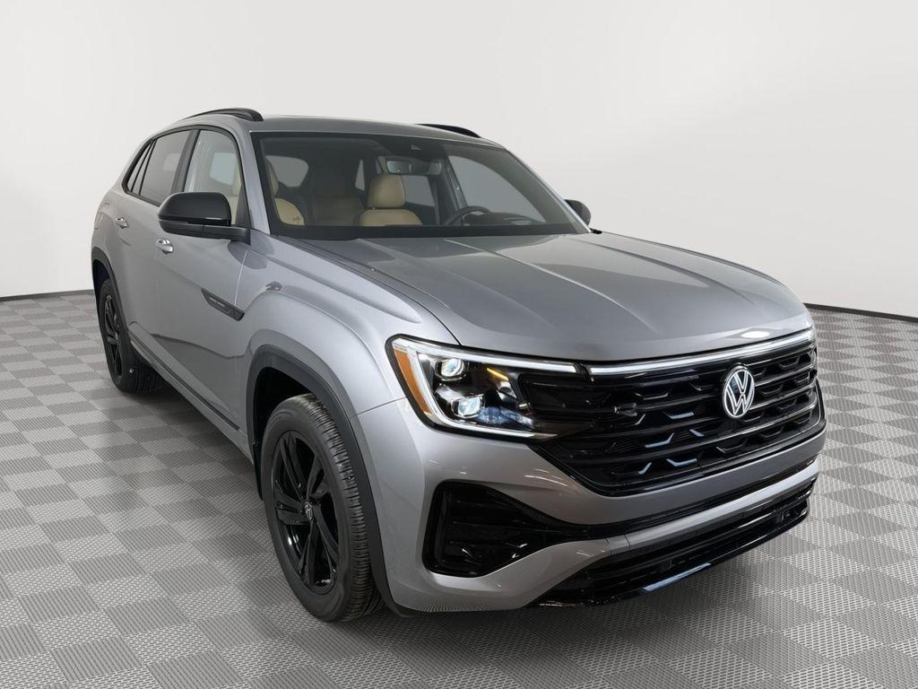 new 2026 Volkswagen Atlas Cross Sport car, priced at $49,009