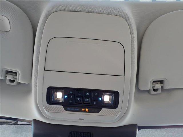 new 2025 Ford Expedition car, priced at $89,152