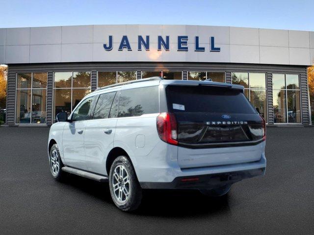 new 2026 Ford Expedition car, priced at $70,298