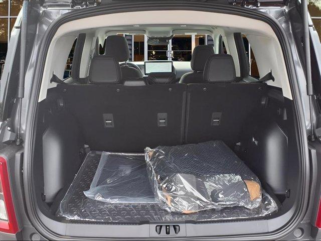 new 2025 Ford Bronco Sport car, priced at $40,999