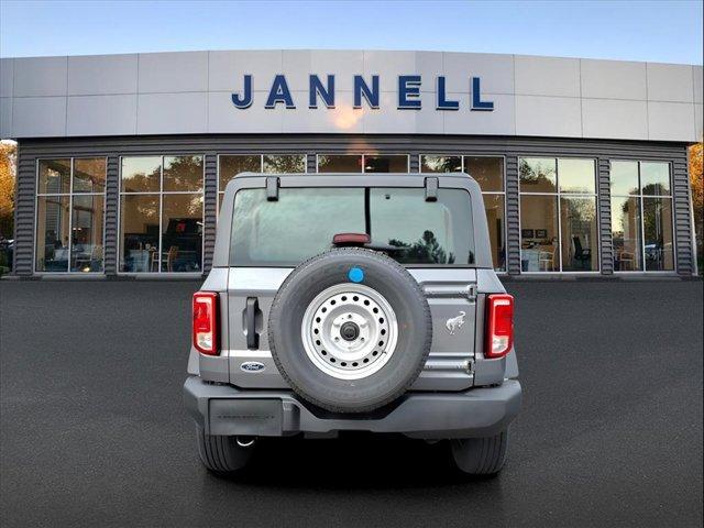 new 2025 Ford Bronco car, priced at $43,646