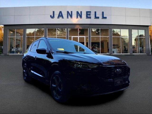 used 2023 Ford Escape car, priced at $26,998