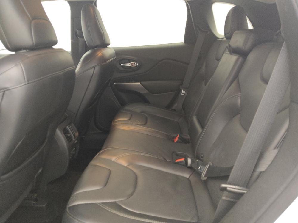 used 2019 Jeep Cherokee car, priced at $16,795