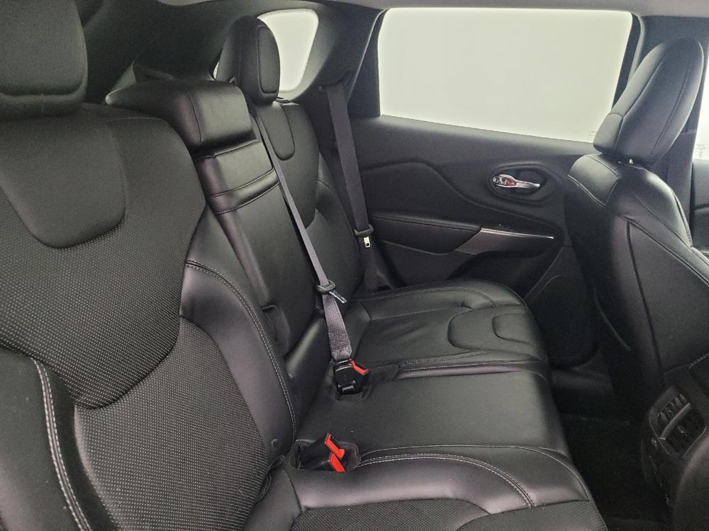 used 2019 Jeep Cherokee car, priced at $20,395