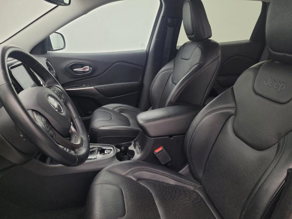 used 2019 Jeep Cherokee car, priced at $20,395