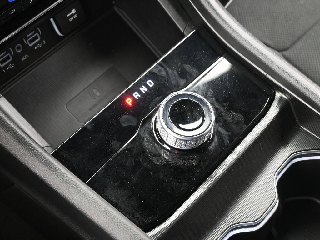 used 2025 Jeep Grand Cherokee car, priced at $33,998