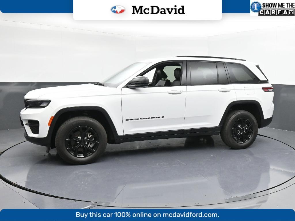 used 2025 Jeep Grand Cherokee car, priced at $33,998
