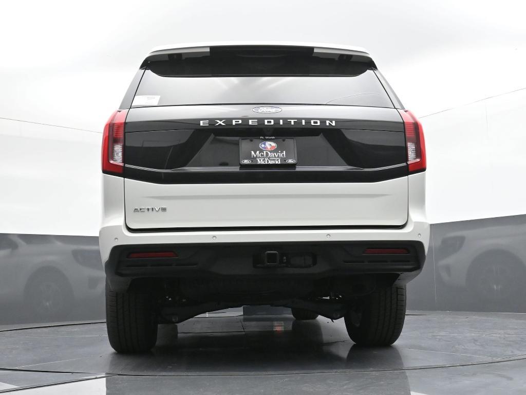 new 2025 Ford Expedition car, priced at $62,340