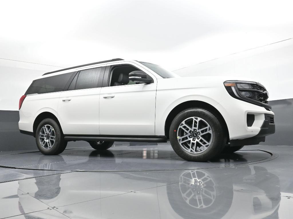 new 2025 Ford Expedition Max car, priced at $66,580