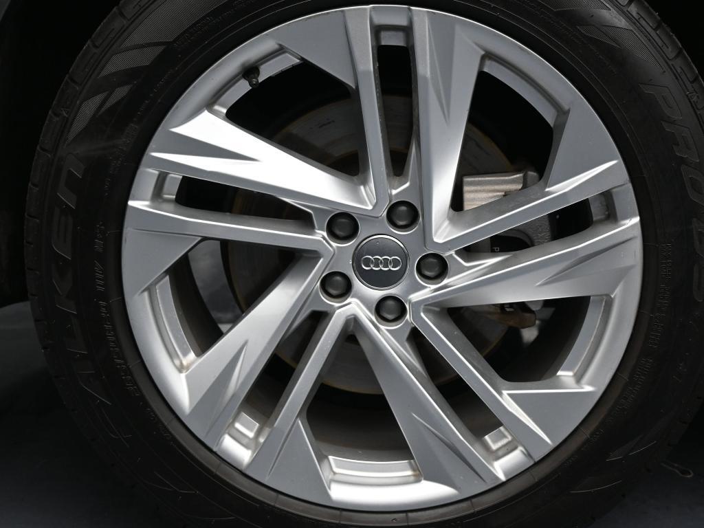 used 2020 Audi Q7 car, priced at $24,994