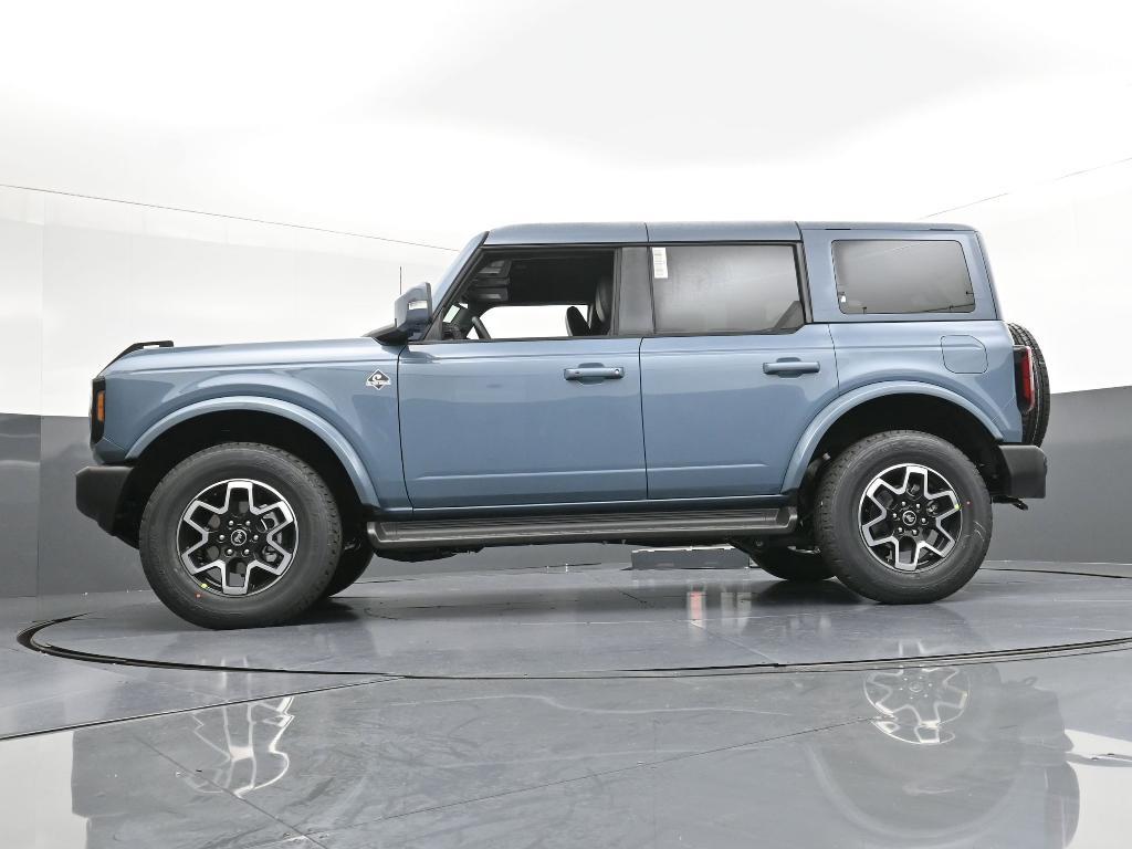 new 2025 Ford Bronco car, priced at $53,595