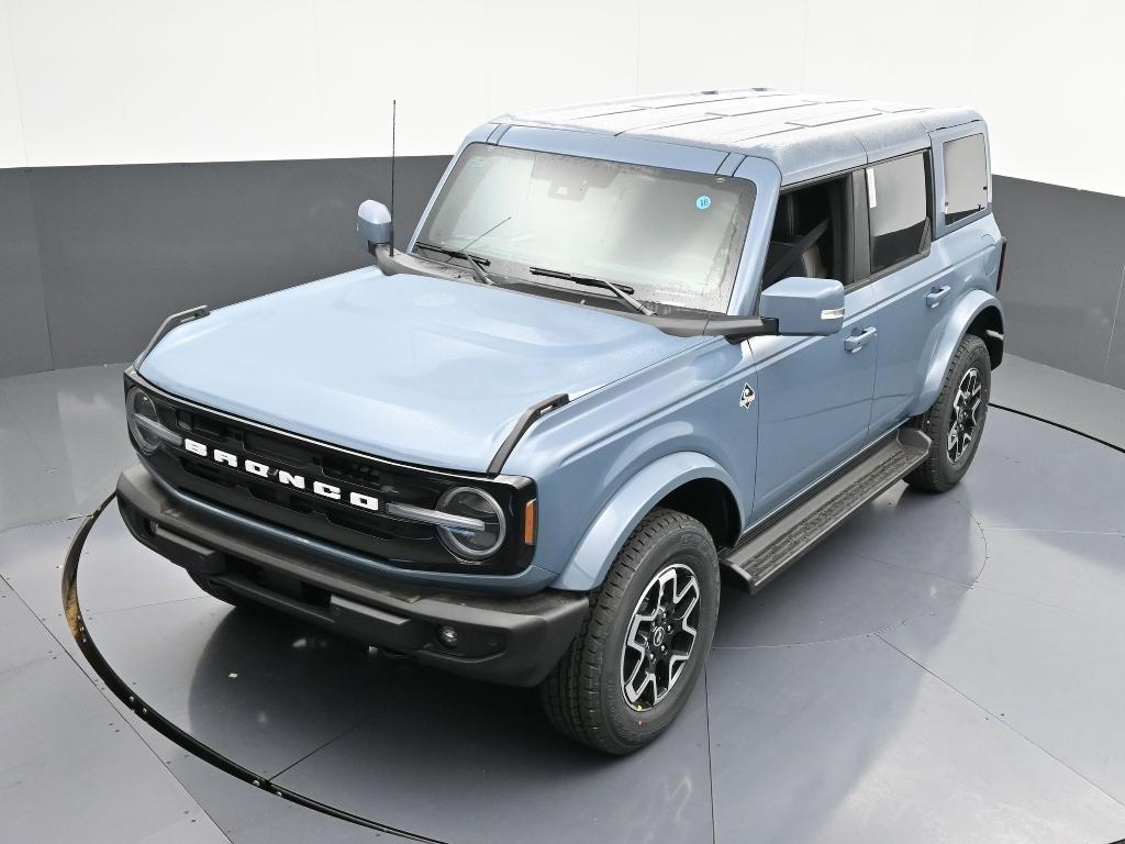 new 2025 Ford Bronco car, priced at $53,595