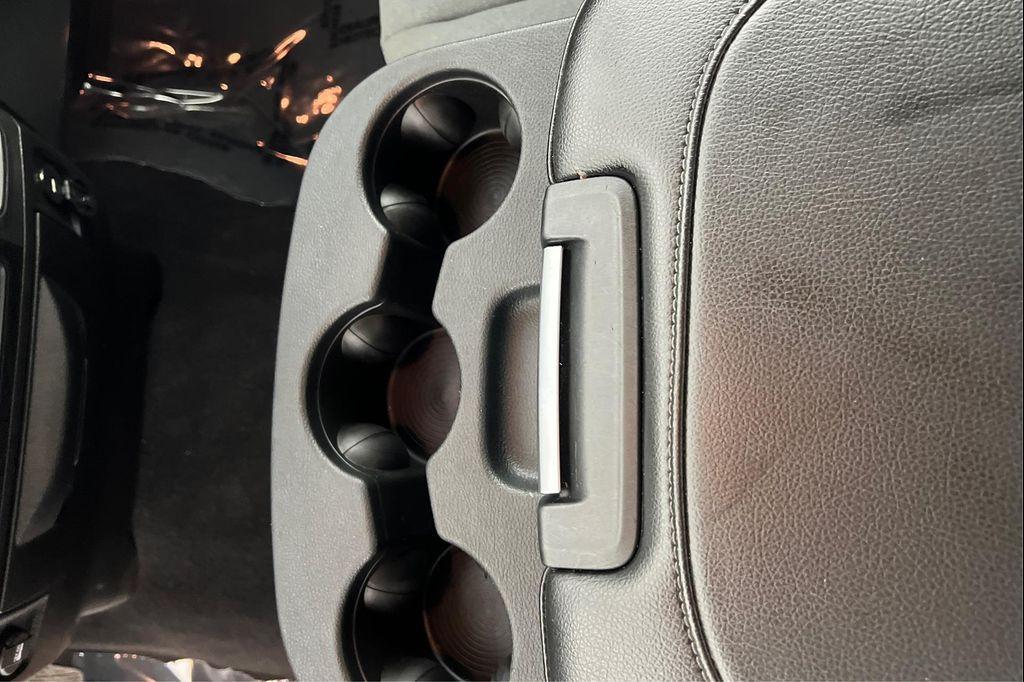 used 2022 Ram 1500 Classic car, priced at $33,995