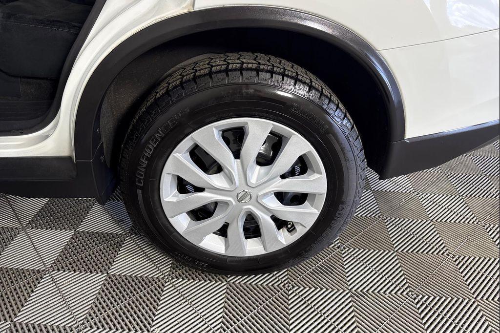used 2016 Nissan Rogue car, priced at $10,995