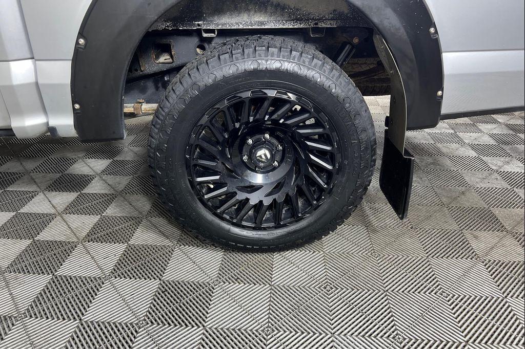 used 2019 Ford F-150 car, priced at $27,995