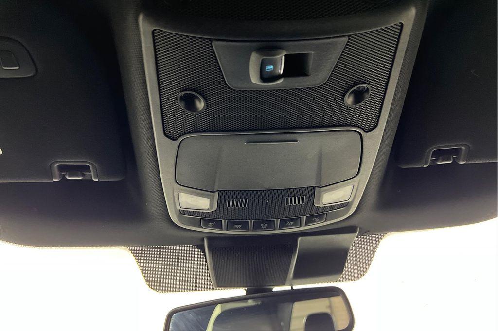 used 2019 Ford F-150 car, priced at $27,995