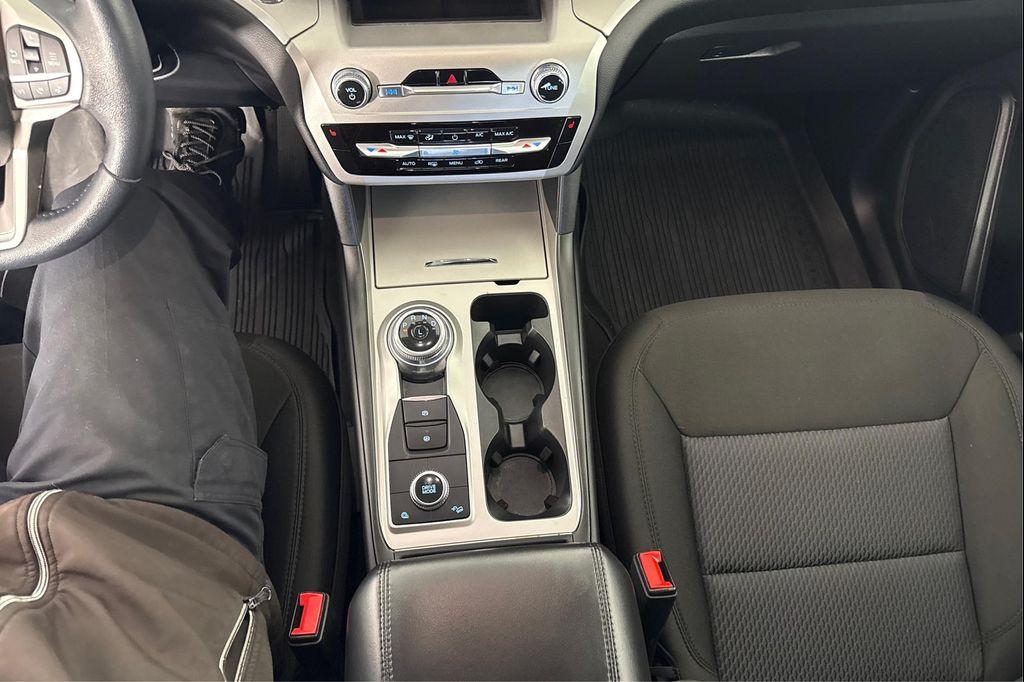 used 2022 Ford Explorer car, priced at $30,995