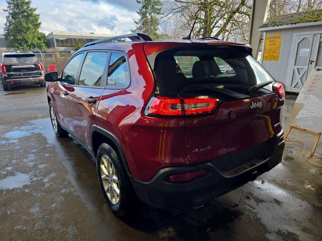 used 2015 Jeep Cherokee car, priced at $11,995
