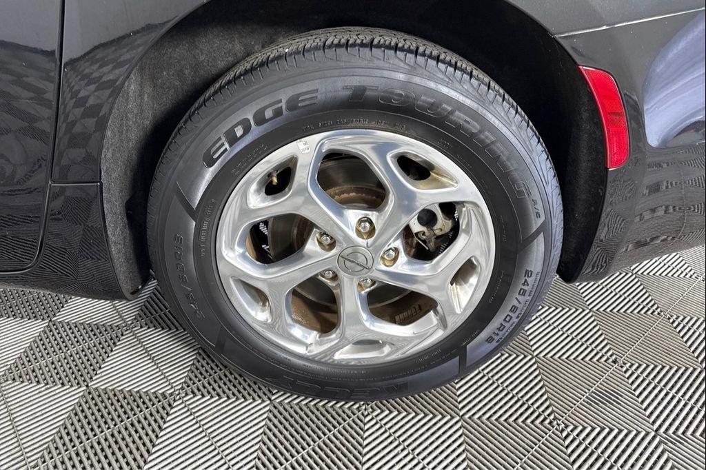 used 2021 Chrysler Pacifica car, priced at $29,995